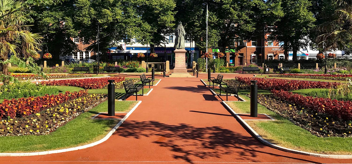 Resin bound surfacing for park grounds